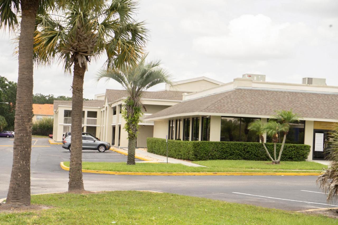 Hotel Room Near Disney 4 People Kissimmee Bagian luar foto