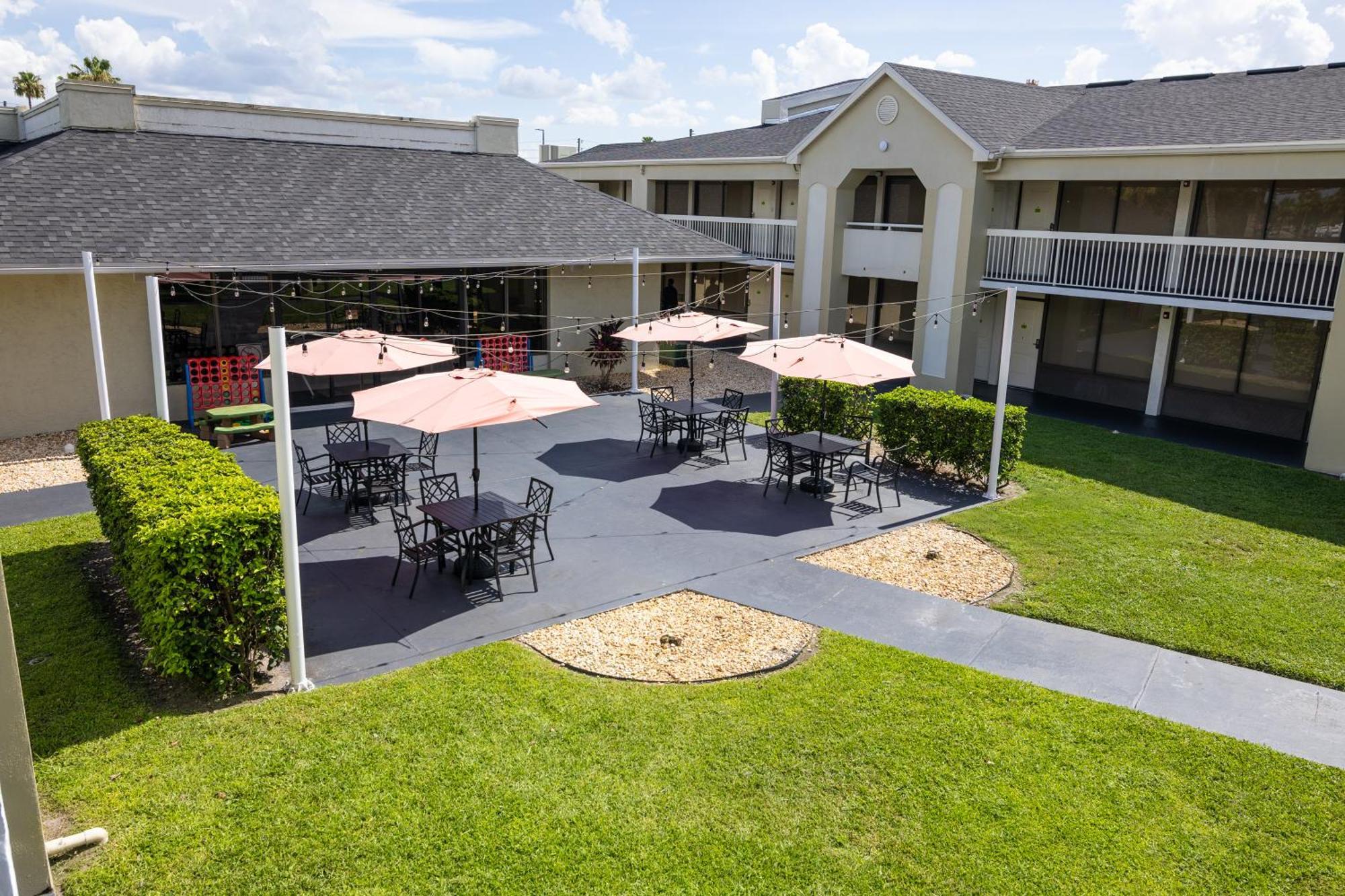 Hotel Room Near Disney 4 People Kissimmee Bagian luar foto
